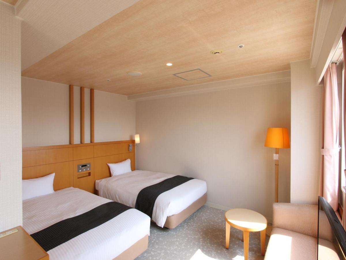 Hotel New Gaea Omuta Garden Esterno foto